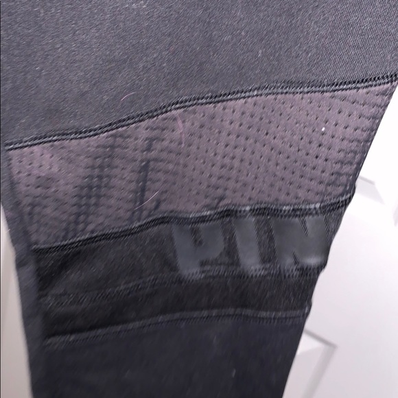 PINK Victoria’s Secret Leggings - Picture 4 of 5